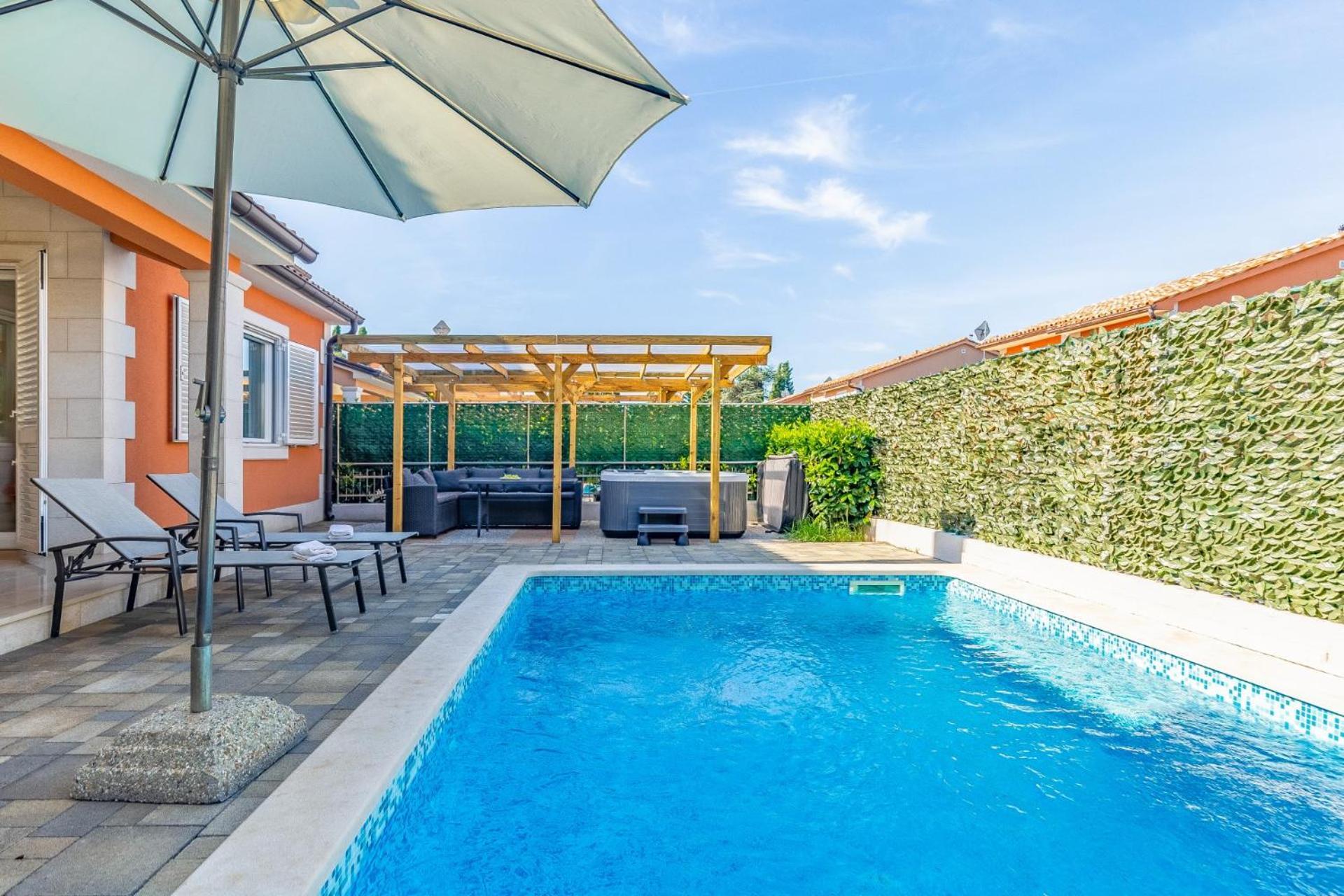 Villas Lotus With Pool And Jacuzzi Pula Eksteriør billede