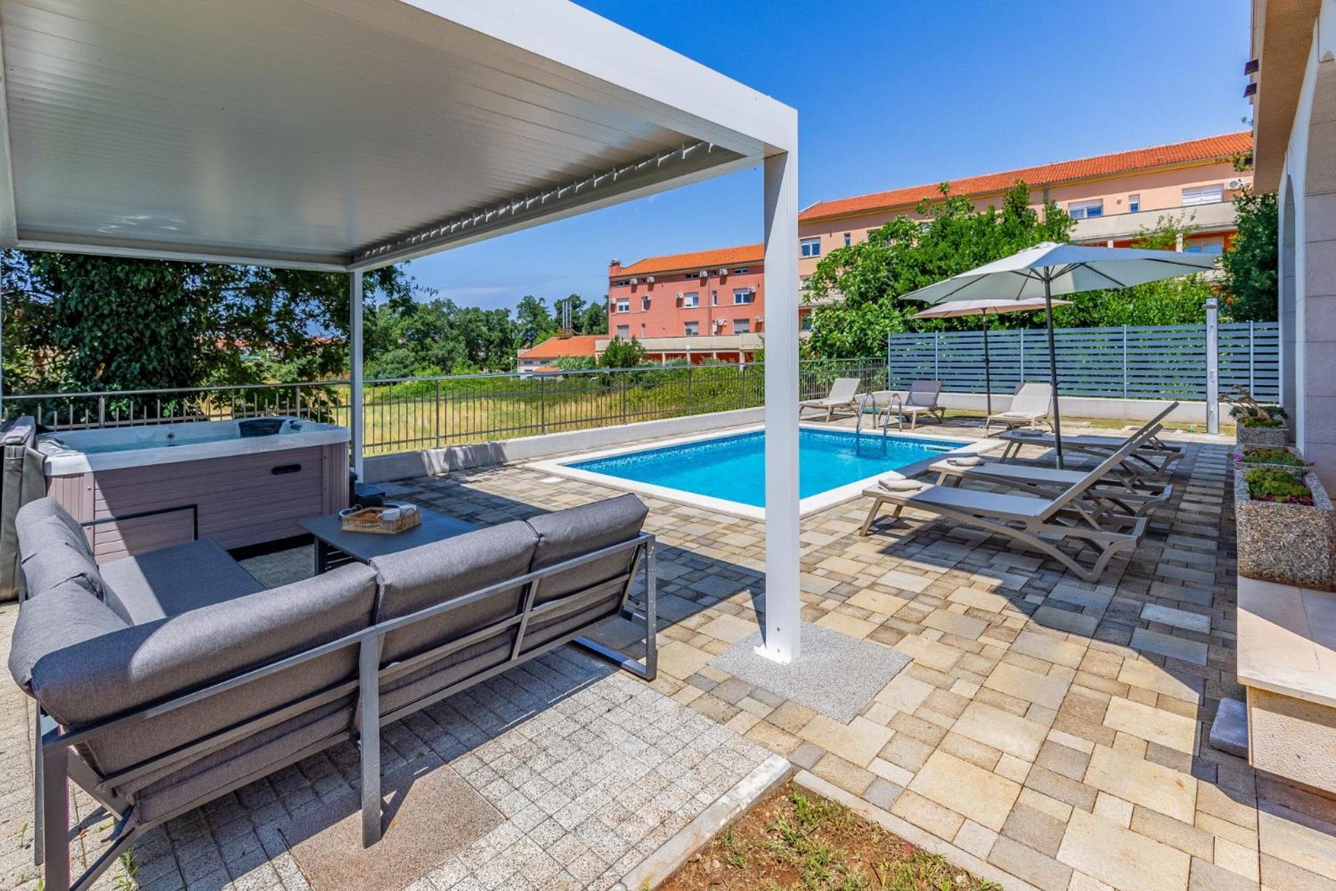 Villas Lotus With Pool And Jacuzzi Pula Eksteriør billede
